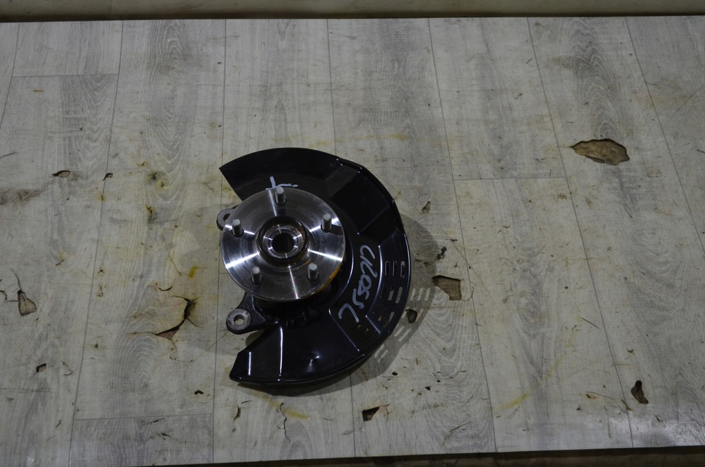 фото №1, Toyota yaris cross поворотный кулак ступица левый перед передняя