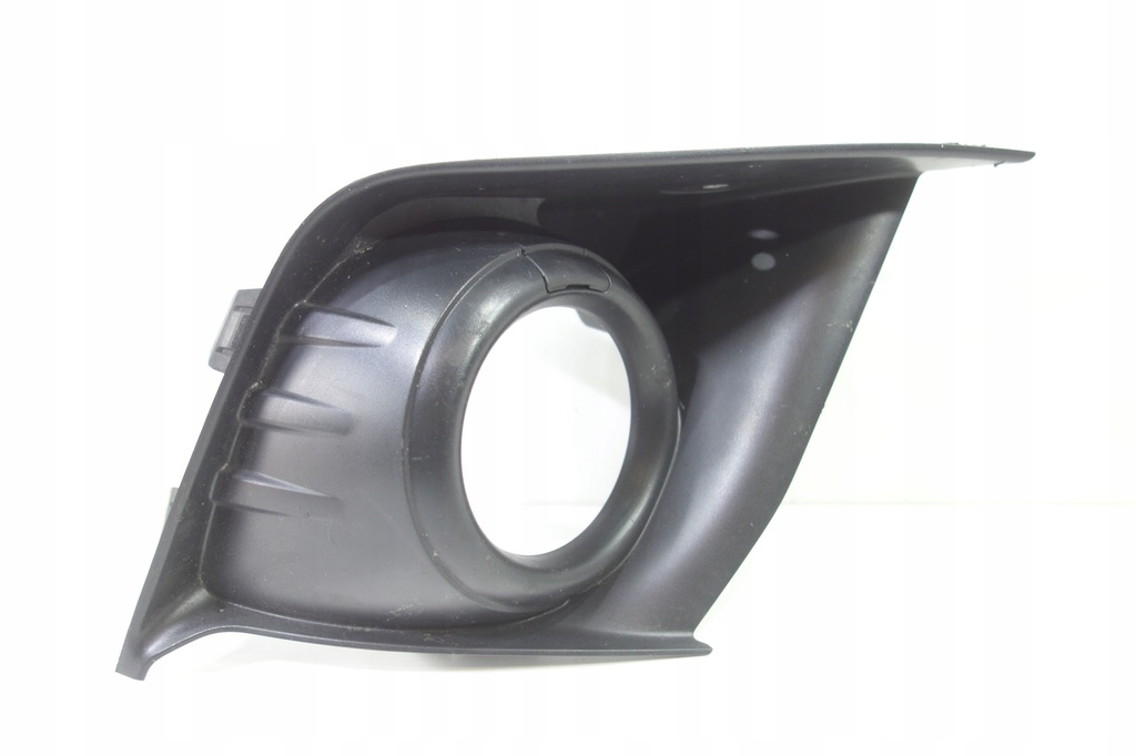 фото №1, Решітка протитуманної фари права mitsubishi asx lift 17-