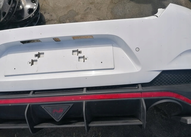 Hyundai i30 n 20r бампер задній pdc fastback в Україні