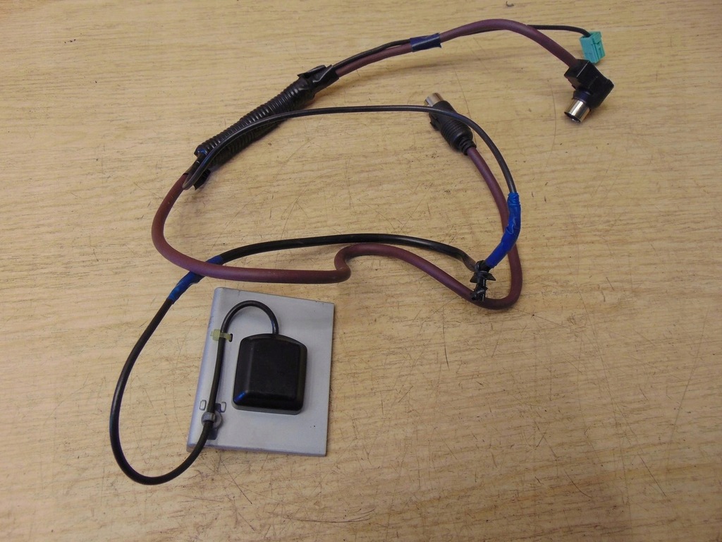 фото №6, Антенна gps subaru legacy iv 86277ag021