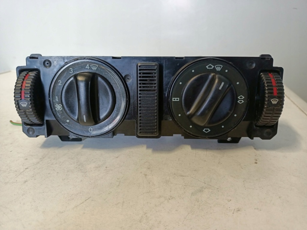 фото №1, Панель обдув mercedes c-klasa w202 2028300985