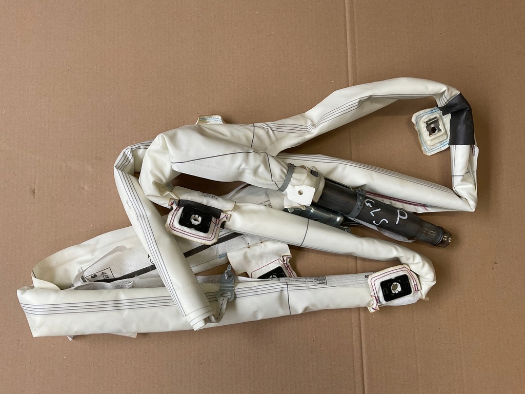 фото №1, Mercedes gls x166 шторка безопасности правая oryg