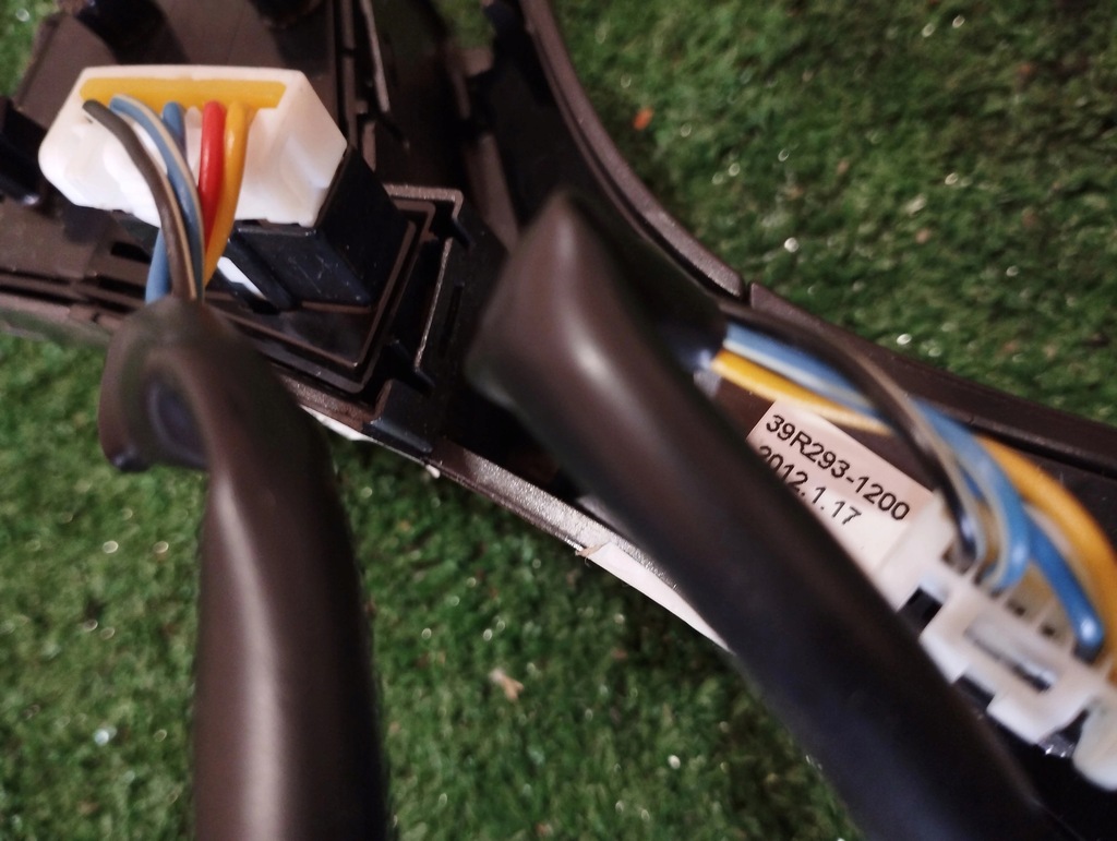 фото №10, Кнопки многофункциональный руля 39r290-1300 hyundai i40 39r293-1200 39r29