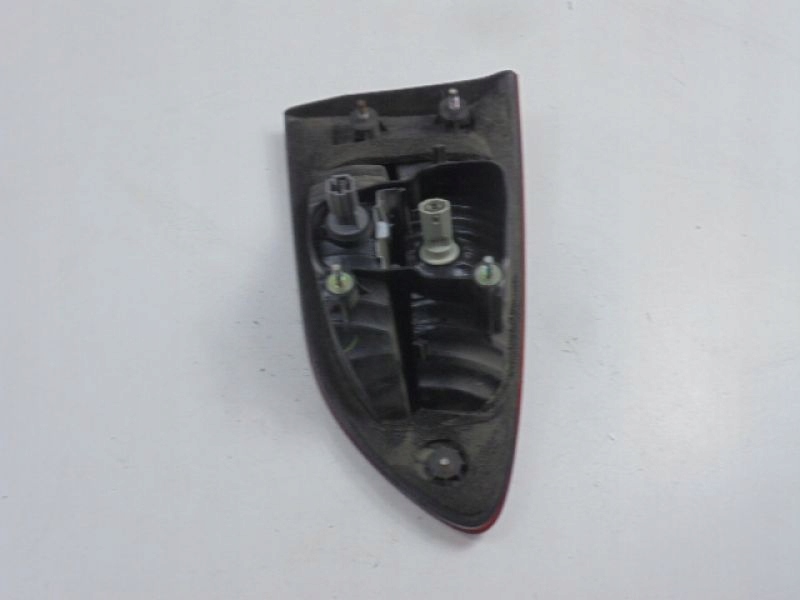 фото №6, Tribeca i b9 лампа задня права з кришки 2zr946090