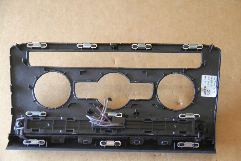 фото №7, Рамка кондиционера vw atlas 3cn863042d satyna