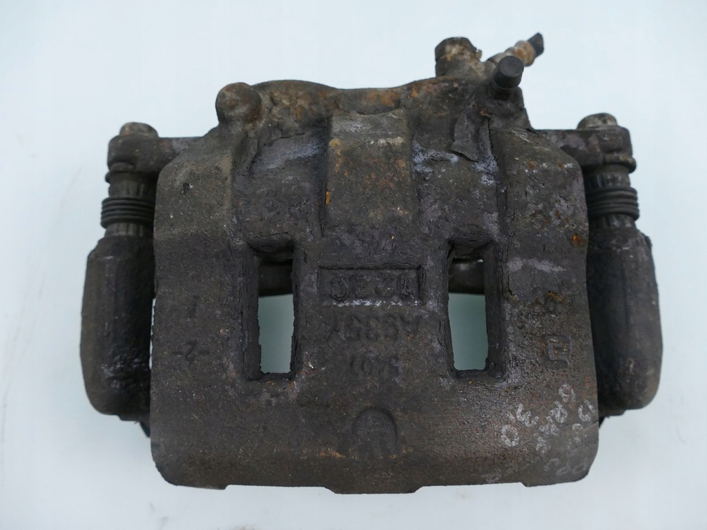 фото №1, Isuzu grafter n35 3.0 суппорт тормозной p.p n75 npr