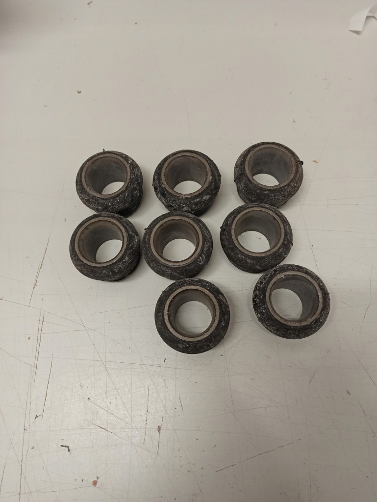 фото №1, Втулка ресора mercedes lk ln2 a6733200250 aso org