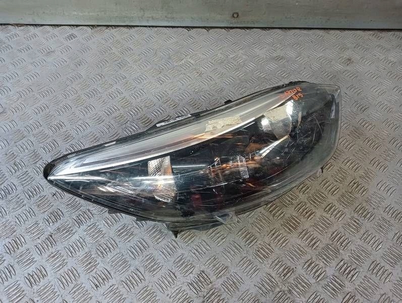 фото №1, M34 фара правий лампа права renault captur 1 i 260104758r