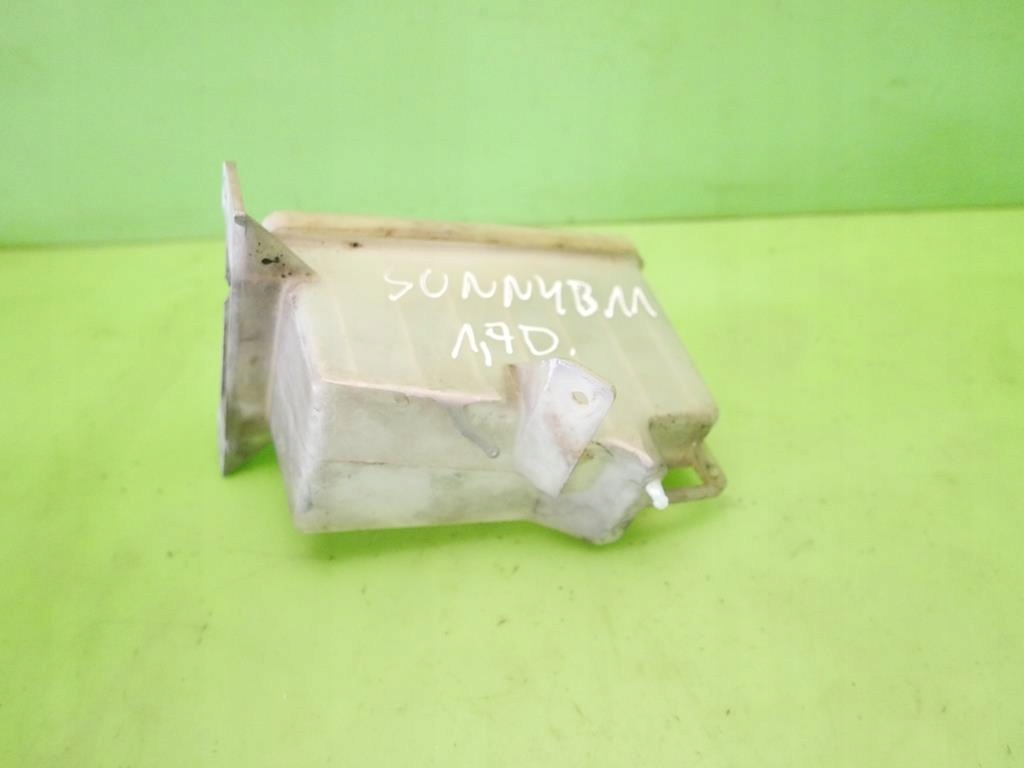 фото №6, Бачок омывателя nissan sunny b11 1.7d 82-