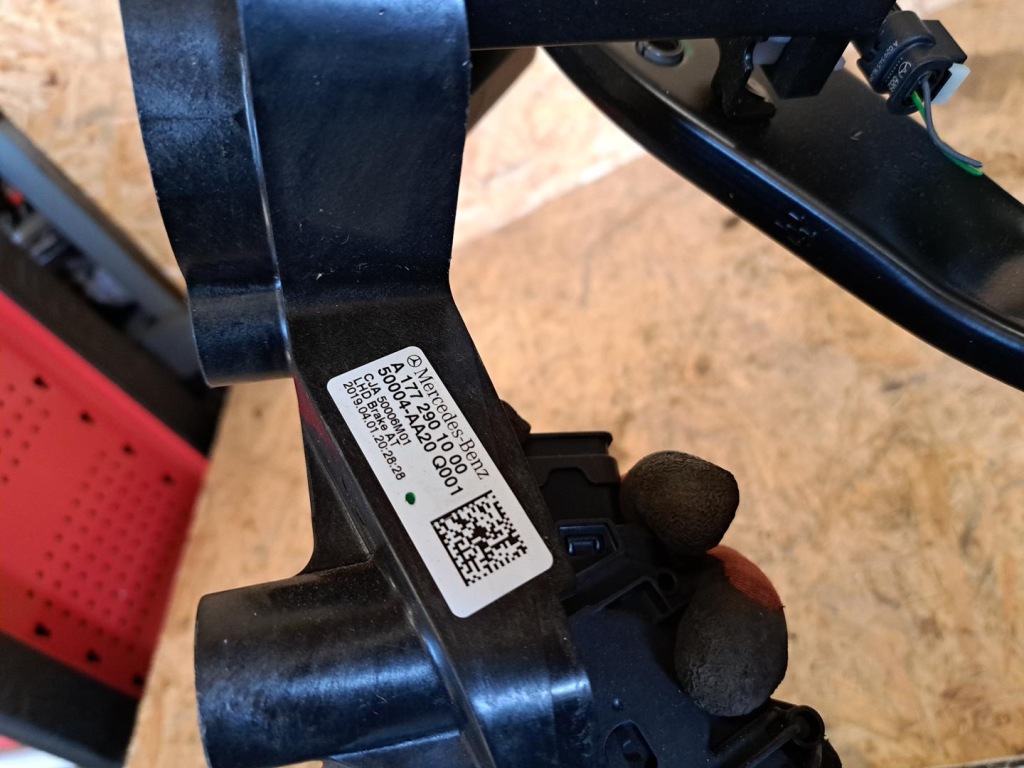 фото №5, Mercedes w247 w177 педаль тормоза газа kpl w118 cla