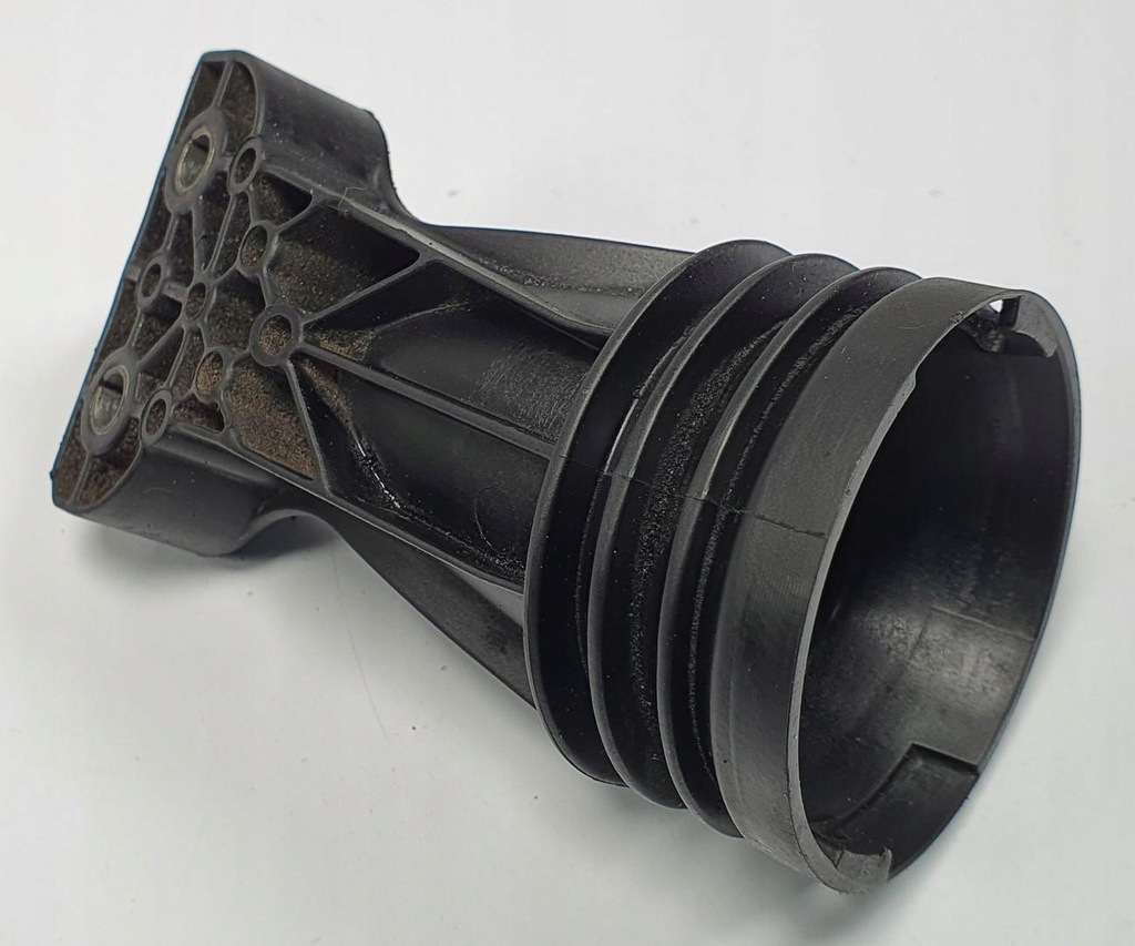 фото №3, Заливна горловина оливи renault koleos i 2.0 dci 8200825703