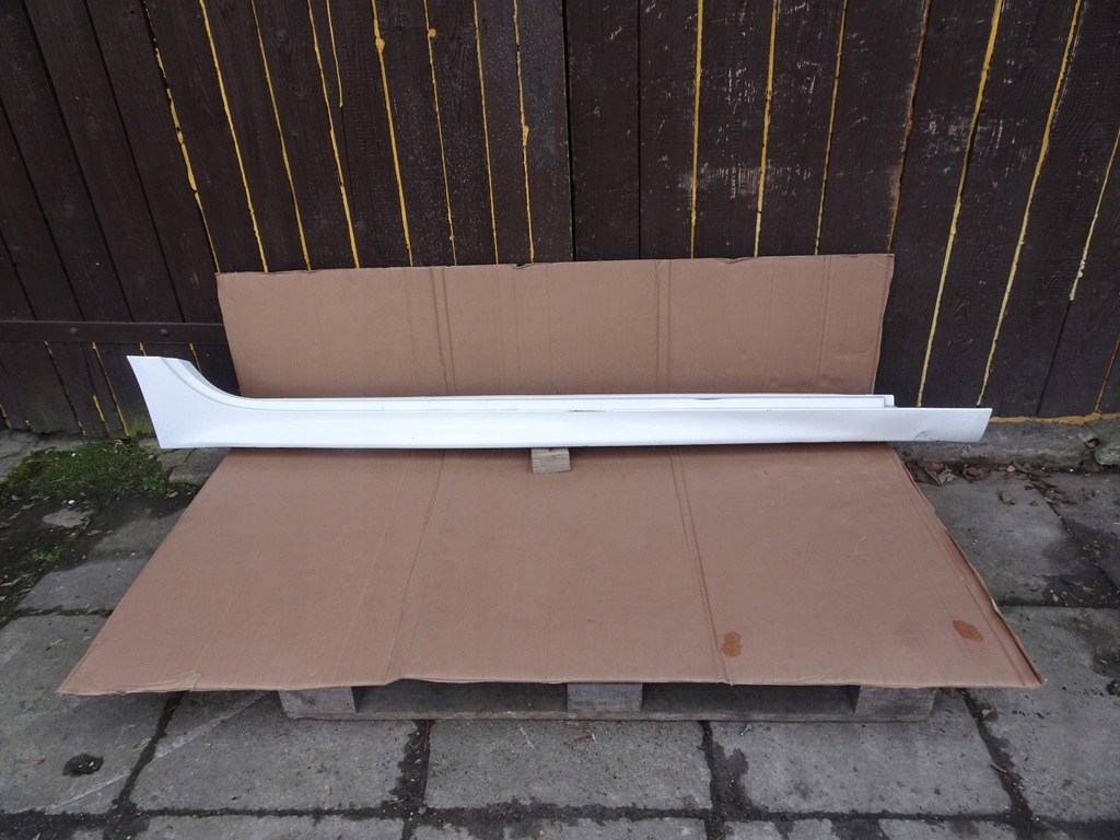 фото №1, Jaguar xf x250 lift r-sport молдинг накладка порог правая