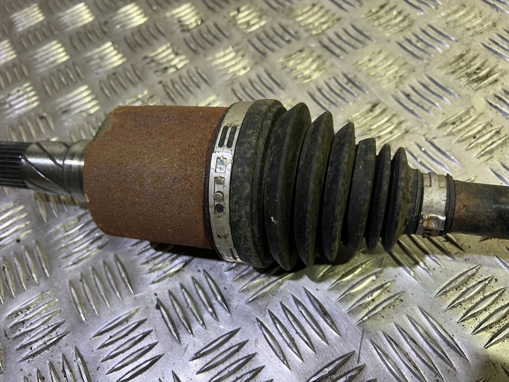 фото №7, Tesla model 3 2023 приводной вал задняя