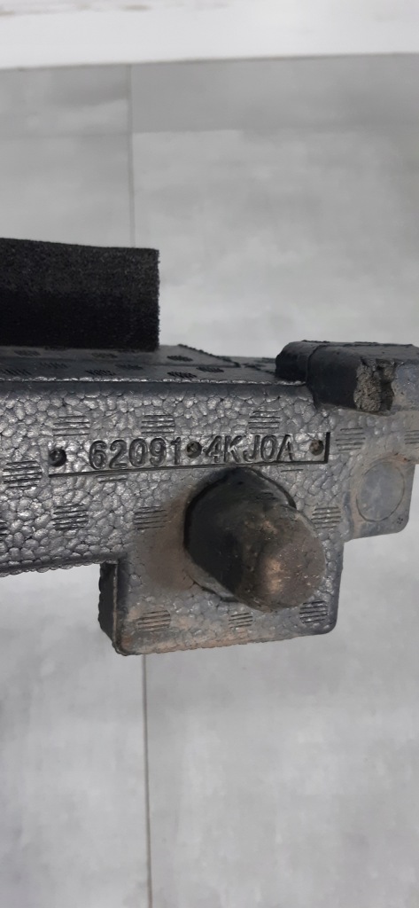 Nissan navara d23 абсорбер пена бампера перед 620914kj0a Недорого