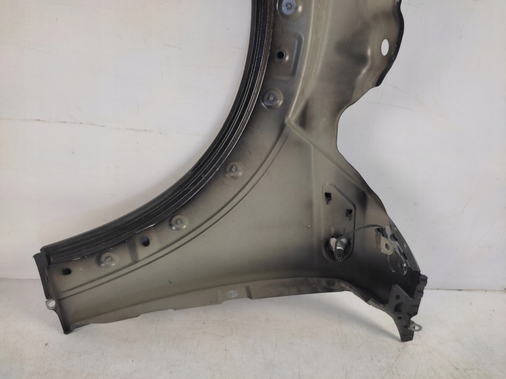 Mini cooper r55 r56 крыло  правый  передний перед 2006- Цена