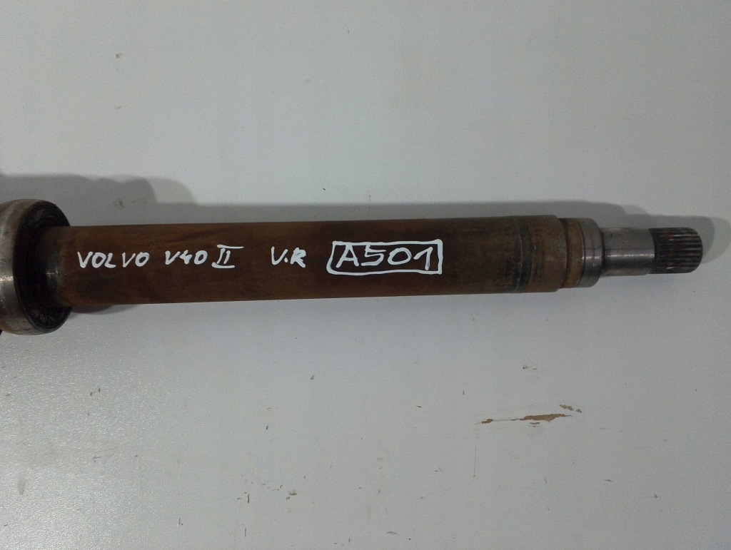 Volvo v40 2 привідний вал передня права довга шрус  p31280678 a501 Недорого