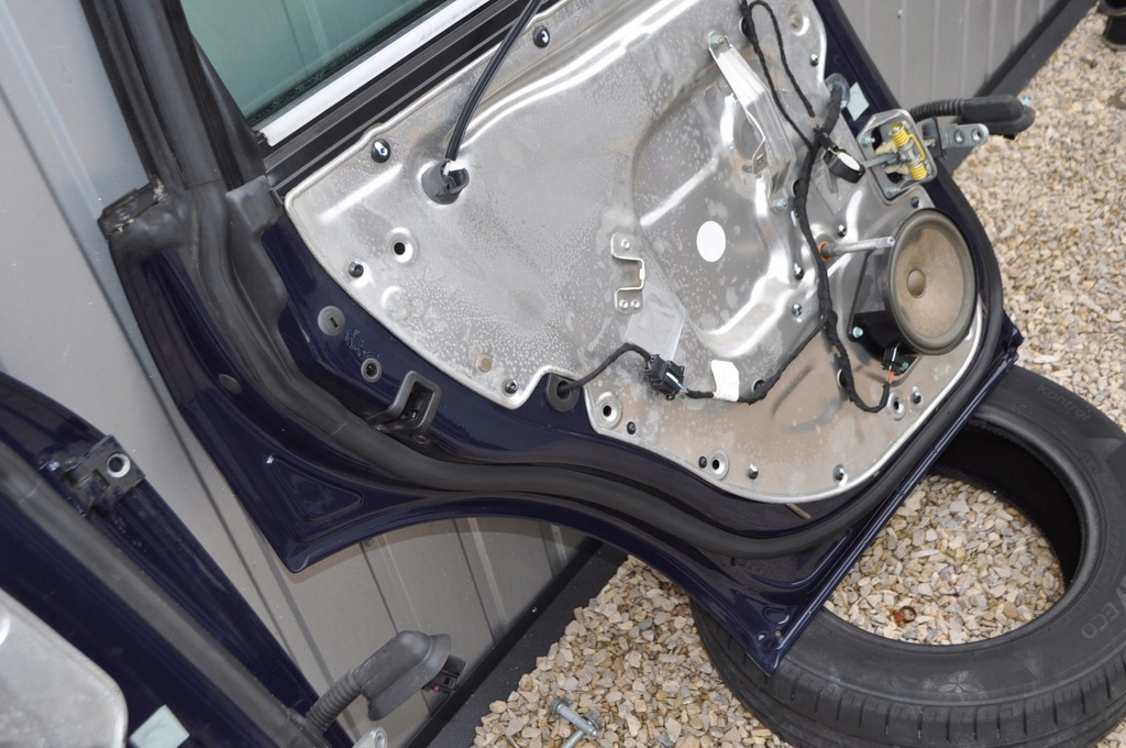 фото №12, Audi a2 дверь левый задняя ly5k