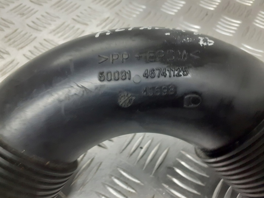 фото №3, Шланг труба впускний alfa romeo 147 1.6 b 46741125