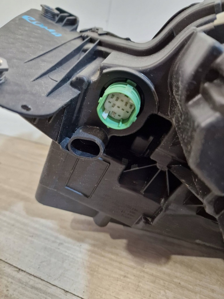 фото №8, Лампа перед передняя правая ferrari roma