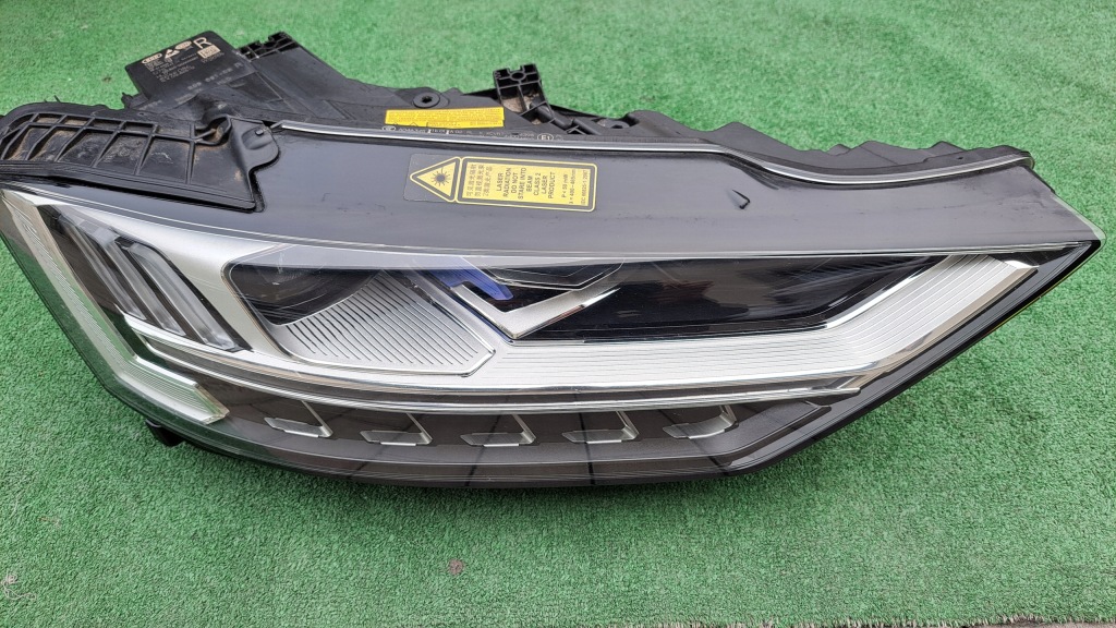 фото №1, Audi a8 d5 4n0 laser лампа передняя