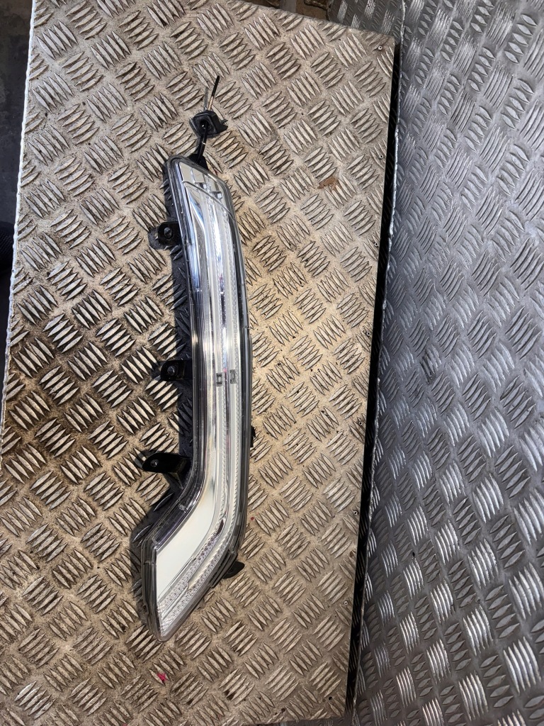 Купити Протитуманна фара led drl світло do рух dziennej peugeot 508 i lift