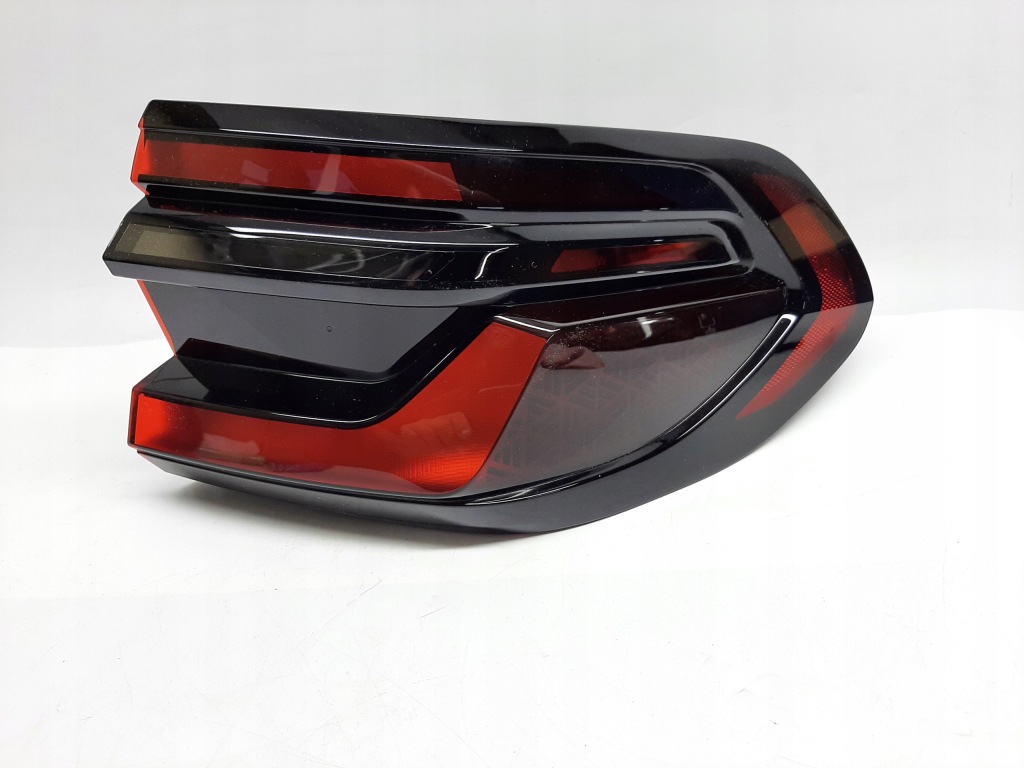 фото №1, Bmw x7 g07 лампа задня led права 5a5beb2-03