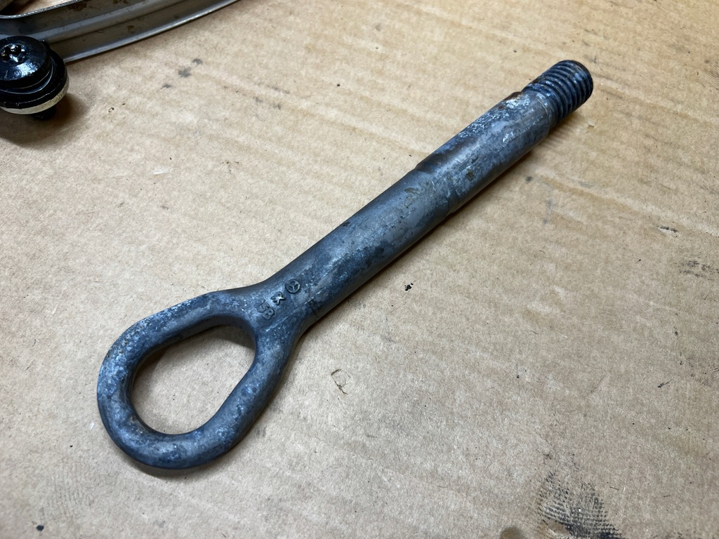 фото №1, Hak ушко буксировочный mercedes gl x166