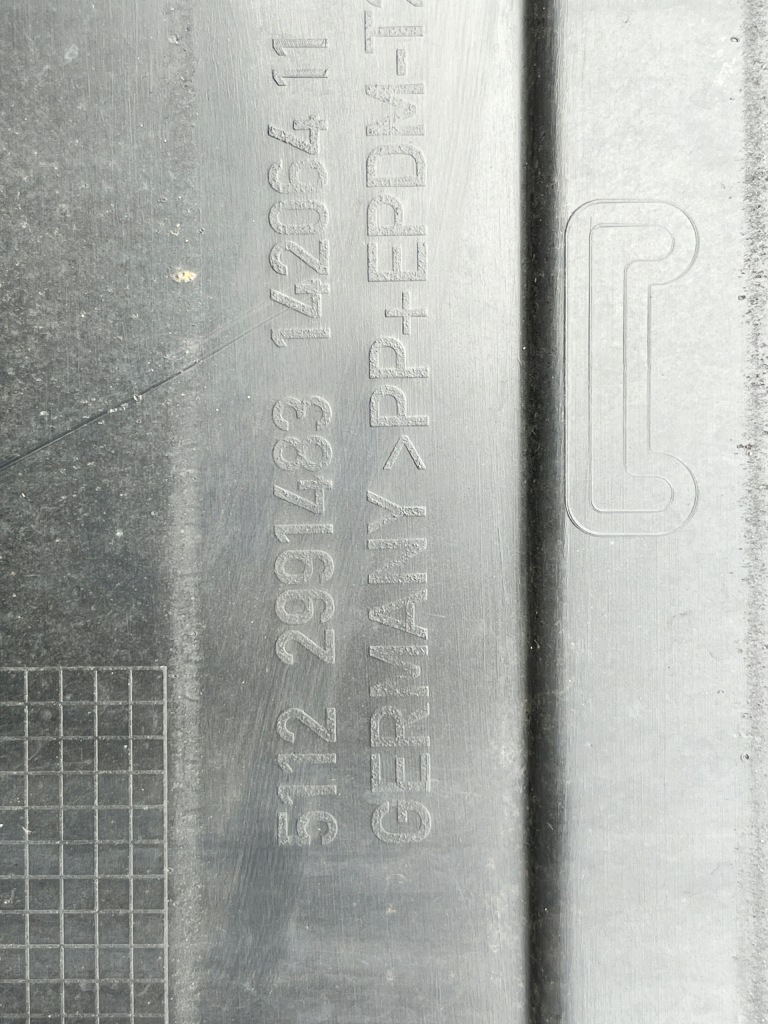 Купить 225 bmw x1 e84 бампер задний  задний pdc 2991489 2991483