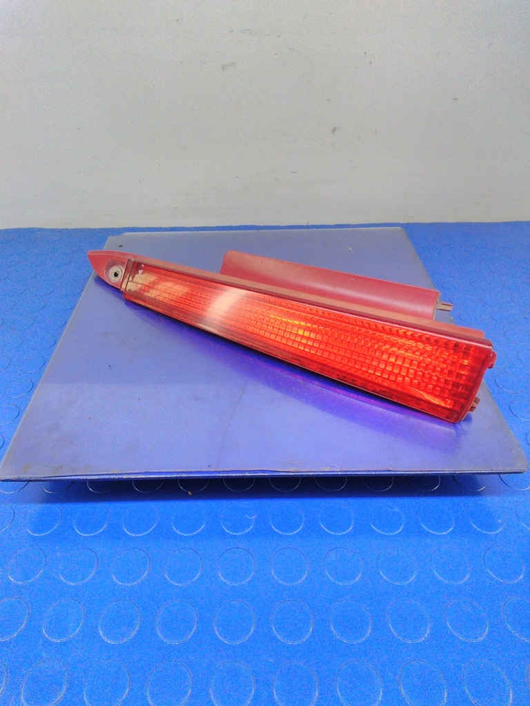 фото №1, Citroen c4 5d лампа задняя отражатель задняя левый 9655863880