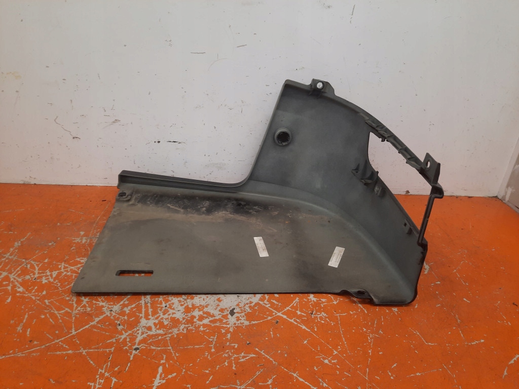 фото №6, Scania r уголок бампера правый 2295953