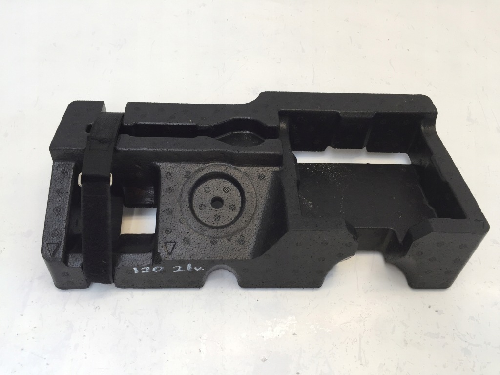 фото №1, Hyundai i20 iii 2021 пенополистирол багажника задняя