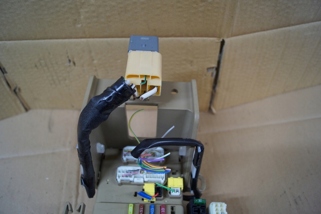 фото №7, Коробка запобіжників subaru wrx sti 82201va030