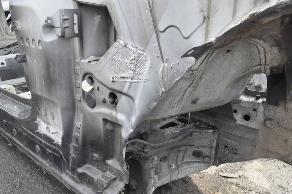 фото №13, Rolls-royce wraith rr5 четверть лонжерон правая перед