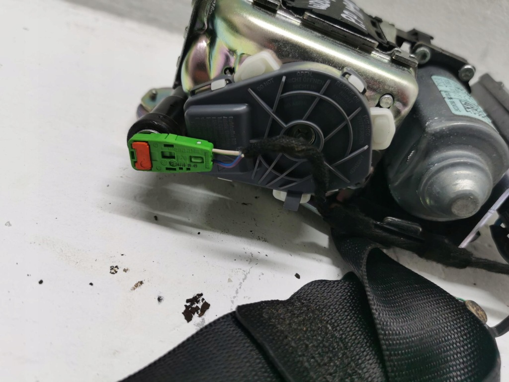 фото №3, Pas безопасности правый mercedes c-klasa w204 eu