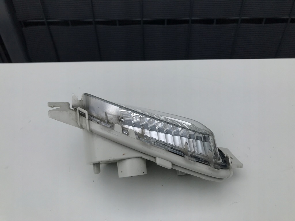 Volvo xc40 v40 правий led протитуманна фара перед 2012- Доставка