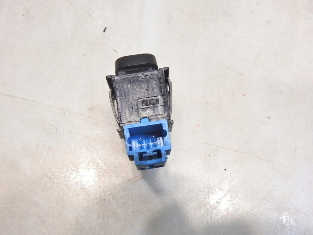 фото №3, Кнопка люк peugeot 607 lift