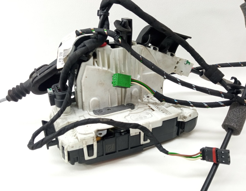 фото №2, Замок двері правий mercedes sl r231 400 a2317601240