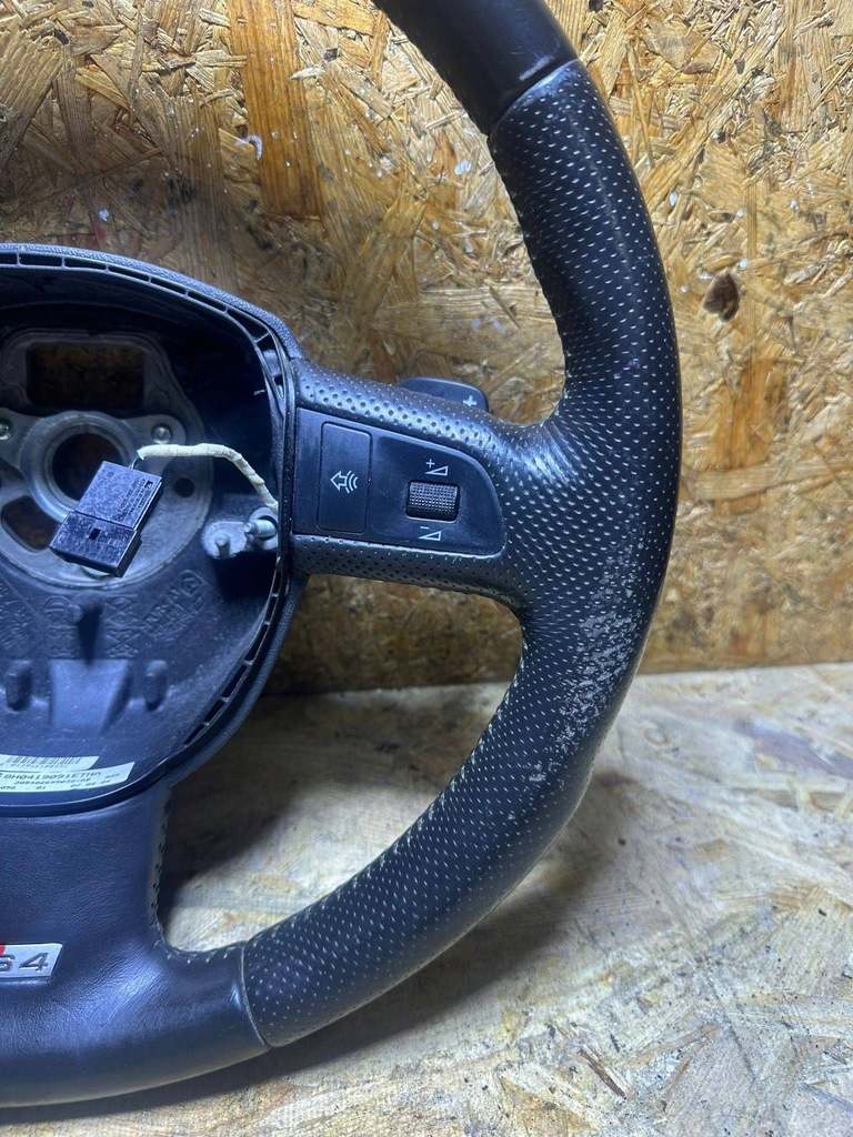 фото №6, Audi a4 s4 b7 8e 8h 2007 воздуховод