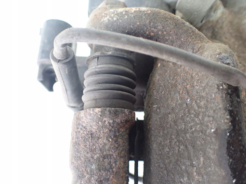 фото №9, Суппорт правый задняя bmw x3 f26 x4 32349660