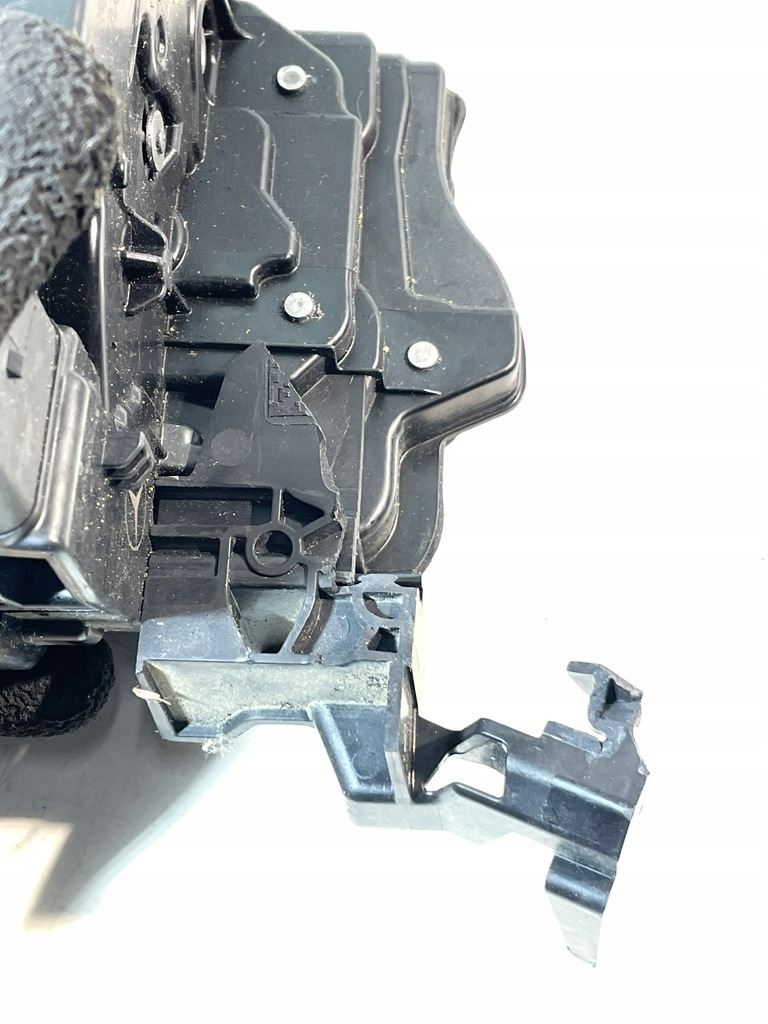 фото №5, Замок дверь ручка правый перед mercedes gla ii h247 - a0997602202