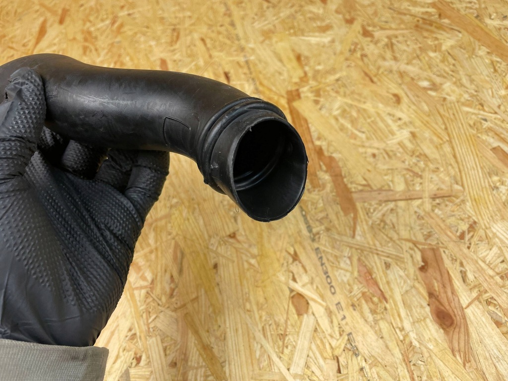 фото №11, Труба шланг повітрозабірник повітря volvo v60 ii s60 iii 31474519 2018-