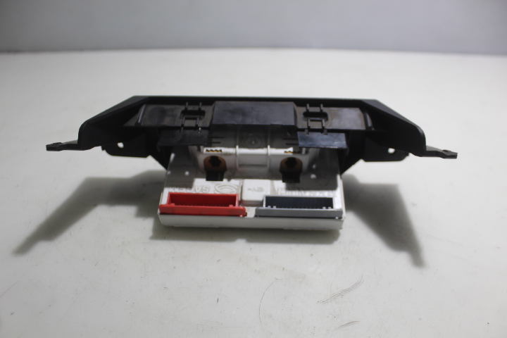 фото №2, Дисплей renault laguna i