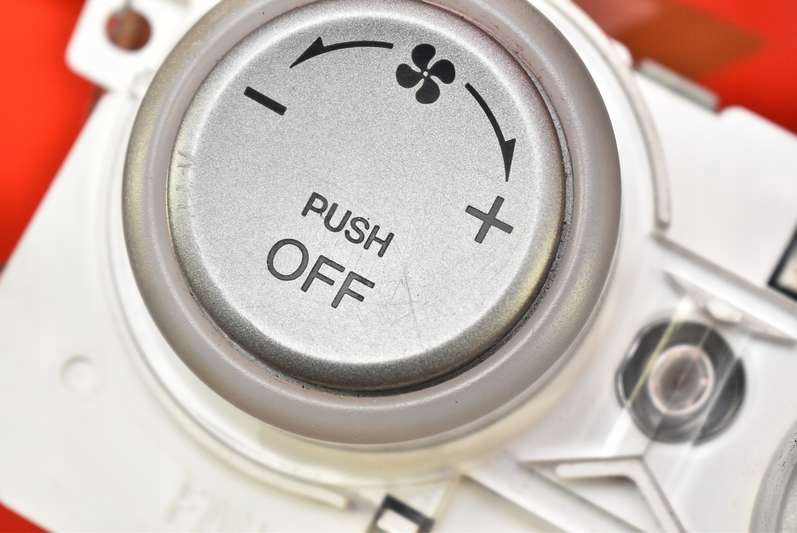 фото №10, Панель керування обдув кондиціонер mazda 6 1 i gg 02-05