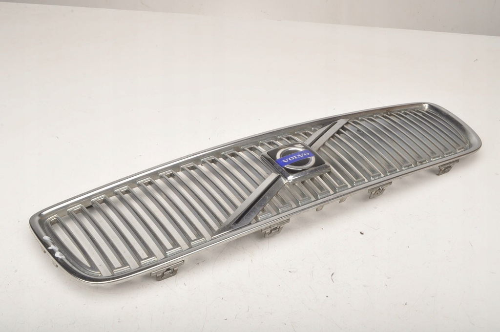 фото №1, Volvo v70 ii решётка радиатора решётка радиатора решётка радиатора 08693346