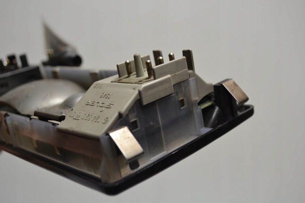 фото №9, Mercedes w124 w126 ce e лампа освітлення салону