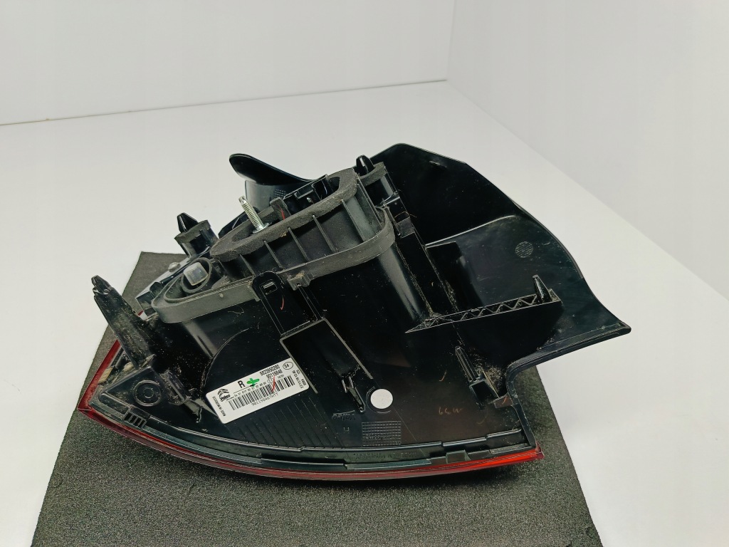 Citroen c4 cactus рестайлінг  17- лампа фара світло правий задній led 9823950280 Ціна