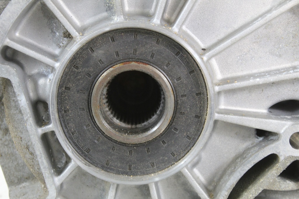 фото №16, Редуктор распределитель привода bmw x5 e70 3.0d 7599886