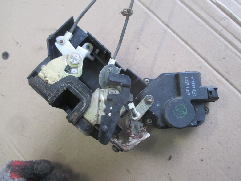 фото №6, Hyundai terracan 01-04 замок с дверь левый задняя