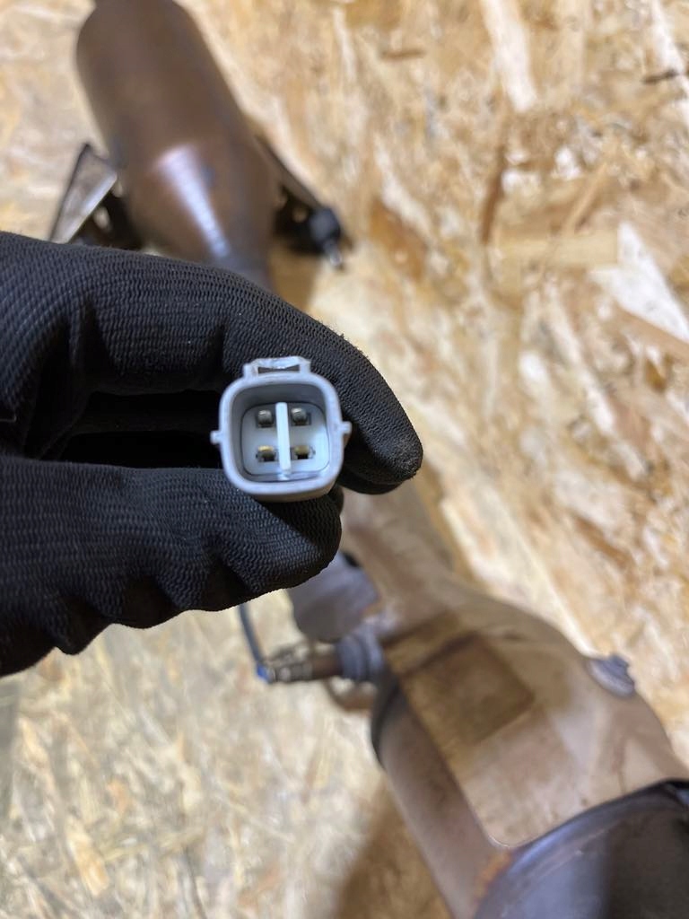 Каталізатор + датчик toyota 1.8 gp1 tc9 33717 оригінал демонтаж Київ