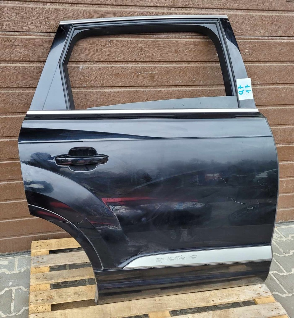 фото №1, Двері праве задня задні повний audi q7 4m